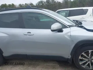 2022 Toyota Corolla Cross XLE с VIN 7MUDAAAG4NV022674, выставлен на аукционе IAAI как лот 41754349 с пробегом 45 545 миль миль и . История ставок и продаж доступна на DreamBid. Изображение 14.
