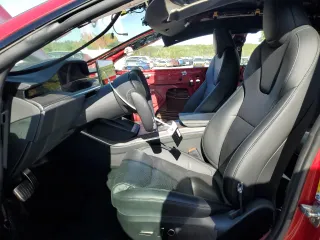 2022 Tesla Model S z VIN 5YJSA1E52NF493799, wystawiony jako Copart lot #53256075 z przebiegiem 34 479 mil mil oraz Szkoda całkowita • Salvage title. Historia ofert i sprzedaży dostępna na DreamBid. Obrazek 7.