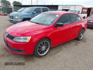 2012 Volkswagen Jetta S с VIN 3VW2K7AJXCM412248, выставлен на аукционе IAAI как лот 42162886 с пробегом 200 699 миль миль и . История ставок и продаж доступна на DreamBid. Изображение 2.