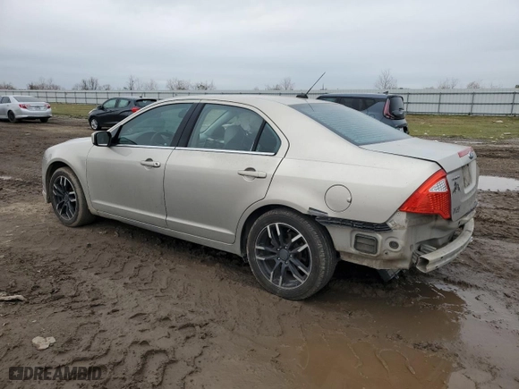 2010 Ford Fusion SE with VIN 3FAHP0HA7AR338904, listed as a Copart auction lot 45472655 with 183,029 mi miles and Salvage Title. Bid and sale history available at carsss.com. Image 2.