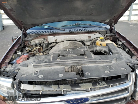 2016 Ford Expedition Max XLT z VIN 1FMJK1HT6GEF33126, wystawiony jako Copart lot #64102465 z przebiegiem 185 657 mil mil oraz Szkoda całkowita • Salvage title. Historia ofert i sprzedaży dostępna na DreamBid. Obrazek 12.