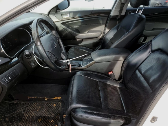 2014 Kia Cadenza Premium with VIN KNALN4D75E5163618, listed as a Copart auction lot 85905624 with 82,708 mi miles and Clean Title. Bid and sale history available at carsss.com. Image 7.
