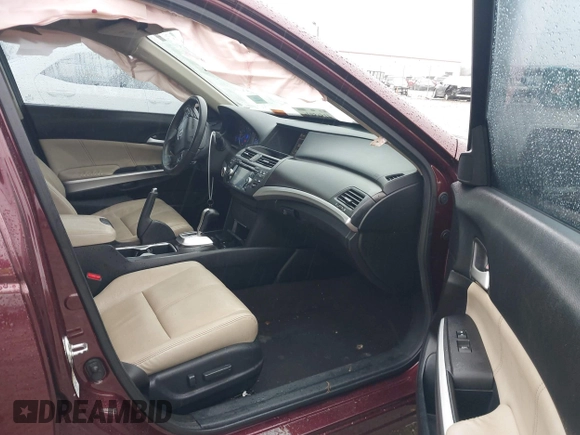 2013 Honda Crosstour EX-L z VIN 5J6TF1H56DL000603, wystawiony jako IAAI lot #41565036 z przebiegiem 186 234 mil mil oraz . Historia ofert i sprzedaży dostępna na DreamBid. Obrazek 5.