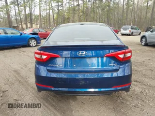 2015 Hyundai Sonata Limited with VIN 5NPE34AF5FH186363, listed as a IAAI auction lot 41917868 with 153,445 mi miles and . Bid and sale history available at carsss.com. Image 16.