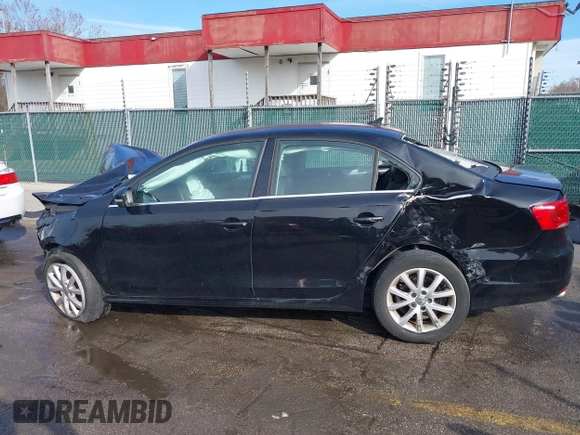 2014 Volkswagen Jetta Sedan SE w/Connectivity/Sunroof PZEV with VIN 3VWD17AJ5EM422359, listed as a IAAI auction lot 38090147 with 51,234 mi miles. Bid and sale history available at carsss.com. Image 14.