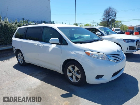 2016 Toyota Sienna LE AAS with VIN 5TDKK3DC0GS718129, listed as a IAAI auction lot 41818130 with 145,863 mi miles. Bid and sale history available at carsss.com. Image 13.