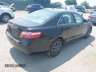 2008 Toyota Camry LE z VIN 4T1BE46K08U228459, wystawiony jako IAAI lot #42414252 z przebiegiem Nie podano mil oraz . Historia ofert i sprzedaży dostępna na DreamBid. Obrazek 4.