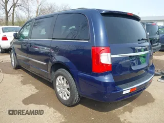 2012 Chrysler Town & Country Touring with VIN 2C4RC1BG9CR245887, listed as a IAAI auction lot 41912412 with 175,943 mi miles. Bid and sale history available at carsss.com. Image 3.