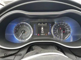 2015 Chrysler 200 Limited with VIN 1C3CCCAB9FN697612, listed as a Copart auction lot 53853535 with 143,761 mi miles and Salvage Title. Bid and sale history available at DreamBid. Image 9.
