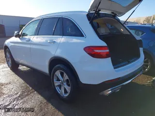 2018 Mercedes-Benz GLC with VIN WDC0G4KB6JV094059, listed as a IAAI auction lot 41759185 with 116,891 mi miles. Bid and sale history available at carsss.com. Image 3.