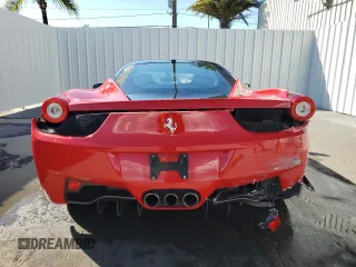 2013 Ferrari 458 Italia z VIN ZFF67NFA2D0194914, wystawiony jako Copart lot #43272195 z przebiegiem 23 608 mil mil oraz Szkody całkowita. Historia ofert i sprzedaży dostępna na DreamBid. Obrazek 6.