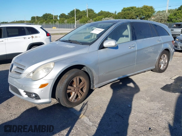 2009 Mercedes-Benz R 3.5L with VIN 4JGCB65E79A091818, listed as a IAAI auction lot 40974146 with 131,515 mi miles and . Bid and sale history available at DreamBid. Image 2.