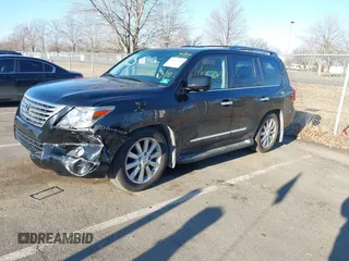 2009 Lexus LX 570 with VIN JTJHY00W094032465, listed as a IAAI auction lot 41757069 with 395,307 mi miles and . Bid and sale history available at carsss.com. Image 17.