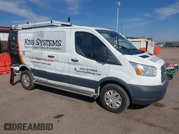 2016 Ford Transit Cargo z VIN 1FTYR1ZM5GKA23390, wystawiony jako IAAI lot #42022649 z przebiegiem 110 658 mil mil oraz . Historia ofert i sprzedaży dostępna na DreamBid. Obrazek 1.