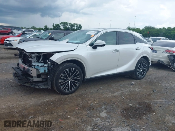 2024 Lexus RX 350 z VIN 2T2BAMBA4RC028661, wystawiony jako IAAI lot #42252708 z przebiegiem 19 141 mil mil oraz . Historia ofert i sprzedaży dostępna na DreamBid. Obrazek 17.