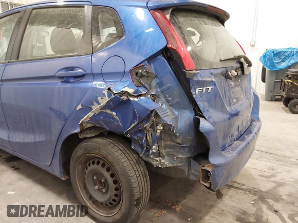 2016 Honda Fit LX z VIN JHMGK5H58GX045497, wystawiony jako IAAI lot #41515748 z przebiegiem 117 093 mil mil oraz . Historia ofert i sprzedaży dostępna na DreamBid. Obrazek 6.