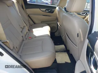 2016 Nissan Rogue SL with VIN 5N1AT2MV0GC755778, listed as a IAAI auction lot 42042335 with 201,371 mi miles and . Bid and sale history available at DreamBid. Image 8.