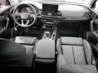 2024 Audi Q5 S line Premium with VIN WA1GAAFY3R2032645, listed as a Copart auction lot 60298405 with Not provided miles and Salvage title. Bid and sale history available at DreamBid. Image 8.