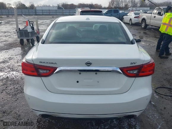 2018 Nissan Maxima SV with VIN 1N4AA6AP5JC386095, listed as a IAAI auction lot 41112752 with 164,596 mi miles. Bid and sale history available at carsss.com. Image 16.