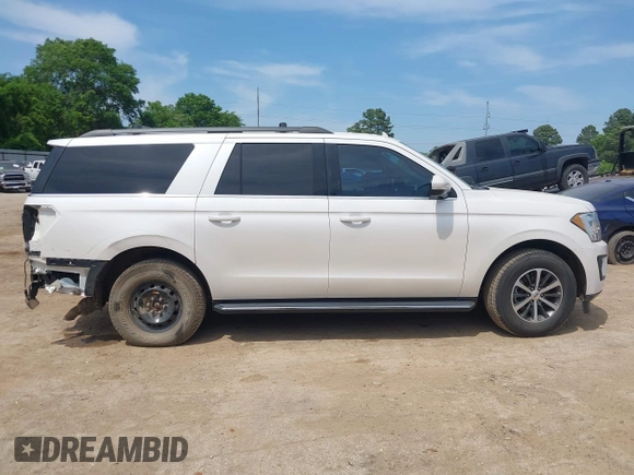 2018 Ford Expedition Max XLT z VIN 1FMJK1HT5JEA28301, wystawiony jako IAAI lot #42010576 z przebiegiem 143 646 mil mil oraz . Historia ofert i sprzedaży dostępna na DreamBid. Obrazek 14.