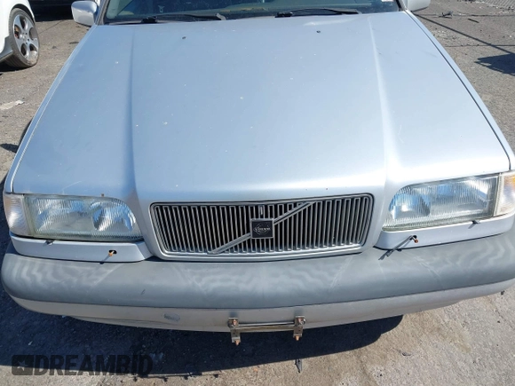 1997 Volvo 850 с VIN YV1LW5642V2323507, выставлен на аукционе IAAI как лот 41704252 с пробегом 210 727 миль миль и . История ставок и продаж доступна на DreamBid. Изображение 6.