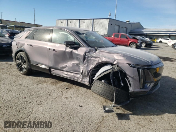 2024 Cadillac LYRIQ Sport z VIN 1GYKPWRL7RZ122023, wystawiony jako Copart lot #80765334 z przebiegiem 6 183 mil mil oraz Szkoda całkowita • Salvage title. Historia ofert i sprzedaży dostępna na DreamBid. Obrazek 4.