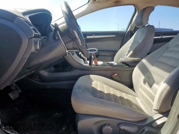 2013 Ford Fusion S with VIN 3FA6P0G72DR286471, listed as a Copart auction lot 48069165 with 263,228 mi miles and Clean Title. Bid and sale history available at carsss.com. Image 7.