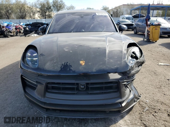 2023 Porsche Macan GTS z VIN WP1AF2A50PLB56880, wystawiony jako Copart lot #51125795 z przebiegiem 17 637 mil mil oraz Szkoda całkowita • Salvage title. Historia ofert i sprzedaży dostępna na DreamBid. Obrazek 5.