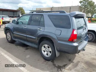 2006 Toyota 4Runner SR5 with VIN JTEZU14RX60080664, listed as a IAAI auction lot 41982517 with 205,749 mi miles and . Bid and sale history available at DreamBid. Image 3.