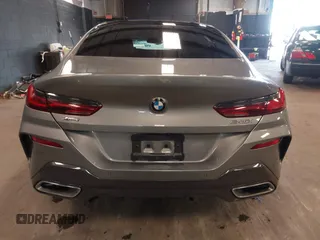 2024 BMW 8 Series 840i z VIN WBAGV4C07RCP08452, wystawiony jako IAAI lot #42195950 z przebiegiem 11 860 mil mil oraz . Historia ofert i sprzedaży dostępna na DreamBid. Obrazek 16.