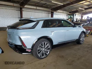 2024 Cadillac LYRIQ Luxury z VIN 1GYKPSRK0RZ105290, wystawiony jako Copart lot #50033015 z przebiegiem Nie podano mil oraz Szkoda całkowita • Salvage title. Historia ofert i sprzedaży dostępna na DreamBid. Obrazek 3.