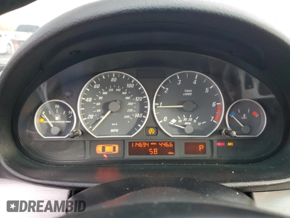2002 BMW 3 Series 325Ci with VIN WBABS33422PG83381, listed as a Copart auction lot 82643754 with 114,694 mi miles and Salvage Title. Bid and sale history available at carsss.com. Image 9.