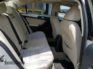 2011 Volkswagen Jetta TDI с VIN 3VWLL7AJ0BM065075, выставлен на аукционе Copart как лот 59588385 с пробегом 185 913 миль миль и Чистый • Clean title. История ставок и продаж доступна на DreamBid. Изображение 10.