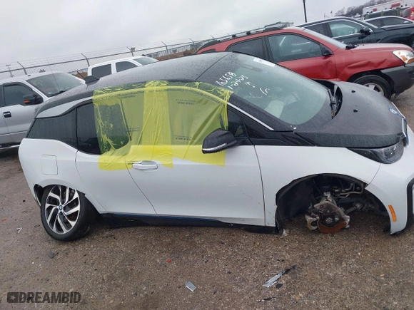 2019 BMW i3 with VIN WBY8P2C59K7D97415, listed as a IAAI auction lot 41509553 with 58,083 mi miles. Bid and sale history available at carsss.com. Image 13.