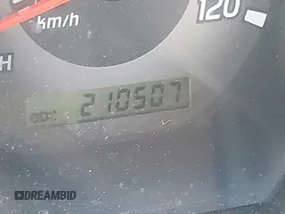 2002 Nissan Xterra XE z VIN 5N1ED28Y82C521190, wystawiony jako IAAI lot #42469865 z przebiegiem 210 507 mil mil oraz . Historia ofert i sprzedaży dostępna na DreamBid. Obrazek 7.