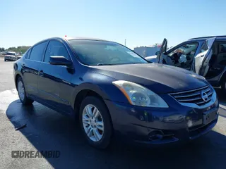 2010 Nissan Altima 2.5 SL with VIN 1N4AL2AP5AN500703, listed as a IAAI auction lot 42088630 with 125,282 mi miles. Bid and sale history available at carsss.com. Image 1.