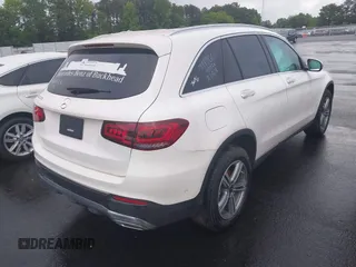 2022 Mercedes-Benz GLC 300 with VIN W1N0G8DB7NV397960, listed as a IAAI auction lot 42236088 with 18,100 mi miles and . Bid and sale history available at DreamBid. Image 4.