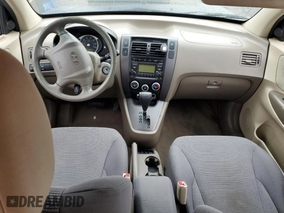 2009 Hyundai Tucson GLS with VIN KM8JM12B89U009365, listed as a Copart auction lot 67215704 with 157,475 mi miles and Salvage Title. Bid and sale history available at carsss.com. Image 8.