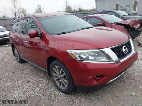 2014 Nissan Pathfinder S with VIN 5N1AR2MM8EC722644, listed as a IAAI auction lot 41986680 with 147,215 mi miles. Bid and sale history available at carsss.com. Image 1.