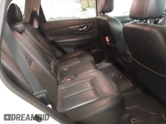 2015 Nissan Rogue SL with VIN 5N1AT2MT2FC836925, listed as a IAAI auction lot 41480969 with 152,210 mi miles. Bid and sale history available at carsss.com. Image 8.