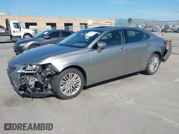 2015 Lexus ES with VIN JTHBK1GG3F2196961, listed as a IAAI auction lot 42003591 with 82,580 mi miles. Bid and sale history available at carsss.com. Image 19.