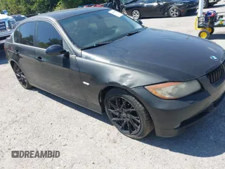 2008 BMW 3 Series 335xi with VIN WBAVD53578A284258, listed as a IAAI auction lot 42050367 with 184,998 mi miles. Bid and sale history available at carsss.com. Image 1.