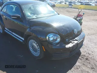 2013 Volkswagen Beetle Fender Edition with VIN 3VWJP7AT8DM685155, listed as a IAAI auction lot 41815170 with 49,901 mi miles and . Bid and sale history available at DreamBid. Image 17.