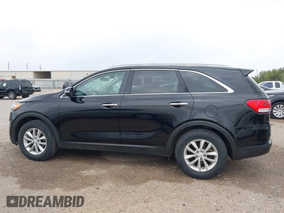 2018 Kia Sorento LX with VIN 5XYPG4A30JG384884, listed as a IAAI auction lot 41931992 with 140,919 mi miles. Bid and sale history available at carsss.com. Image 14.