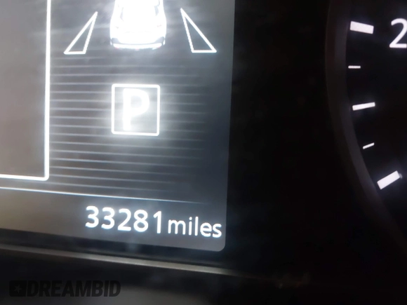 2019 Nissan Kicks SR with VIN 3N1CP5CU8KL550656, listed as a IAAI auction lot 41490725 with 33,281 mi miles. Bid and sale history available at carsss.com. Image 15.