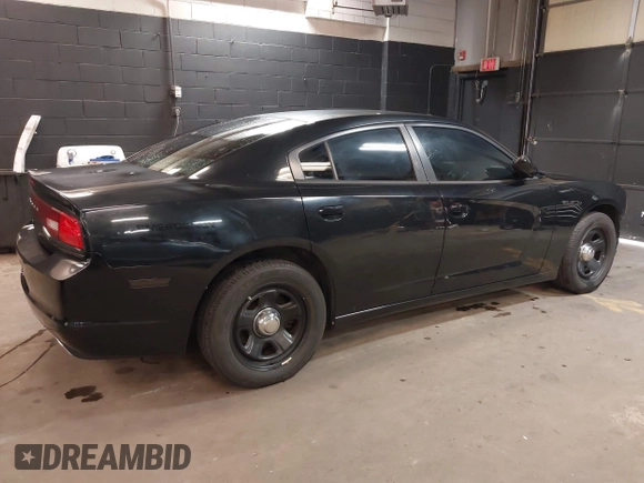 2012 Dodge Charger Police with VIN 2C3CDXAT6CH288100, listed as a IAAI auction lot 41982139 with 90,112 mi miles. Bid and sale history available at carsss.com. Image 4.