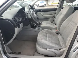 2003 Volkswagen Golf GL с VIN 9BWFK61J634056025, выставлен на аукционе Copart как лот 51135995 с пробегом 140 666 миль миль и Чистый • Clean title. История ставок и продаж доступна на DreamBid. Изображение 7.