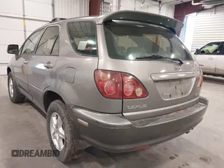 2000 Lexus RX 300 z VIN JT6HF10U6Y0129714, wystawiony jako IAAI lot #41641164 z przebiegiem 174 537 mil mil oraz . Historia ofert i sprzedaży dostępna na DreamBid. Obrazek 3.