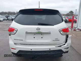 2013 Nissan Pathfinder SV with VIN 5N1AR2MM7DC680238, listed as a IAAI auction lot 41180689 with 178,365 mi miles. Bid and sale history available at carsss.com. Image 17.
