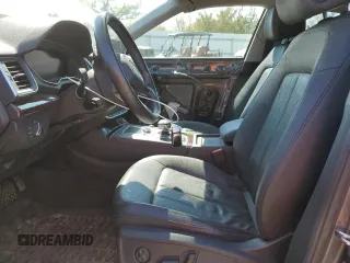 2020 Audi Q5 Premium Plus with VIN WA1BNAFY2L2068669, listed as a Copart auction lot 53260195 with 41,900 mi miles and Salvage Title. Bid and sale history available at carsss.com. Image 7.